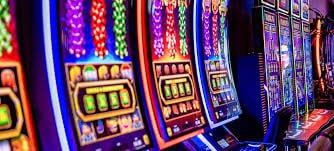 Filipino players in Metro Manila and Cebu accessing 10 bet on mobile devices